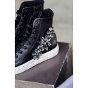 SARAH JET BLACK SARAH JET BLACK