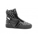 SARAH STUDS BLACK SILVER SARAH STUDS BLACK SILVER