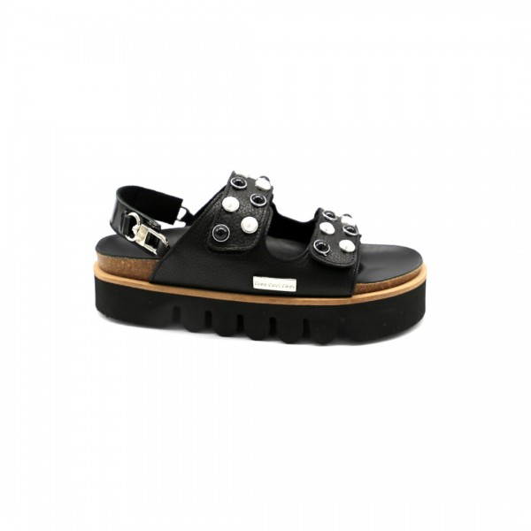 Carina I Black Silver