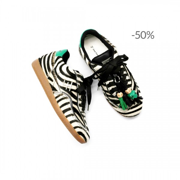 Serena Zebra