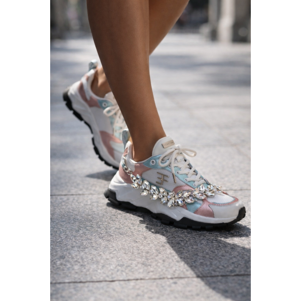 Julia Sport Pastel Crystal